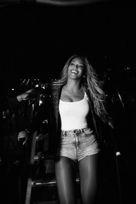 photo 19 in Beyonce Knowles gallery [id763122] 2014-10-07 00:00:00