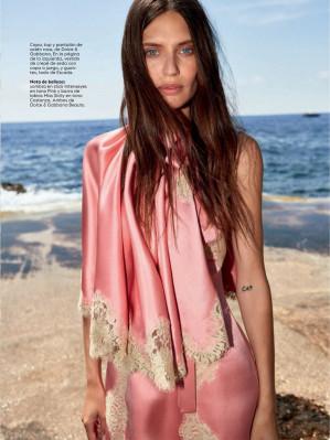 Bianca Balti – Vogue Spain September 2019 Issue