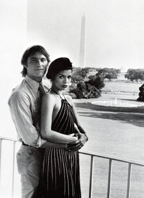 photo 16 in Bianca Jagger gallery [id284860] 2010-08-11 00:00:00