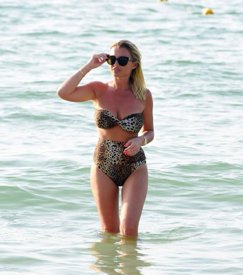 photo 25 in Billie Faiers gallery [id1115662] 2018-11-10 00:00:00