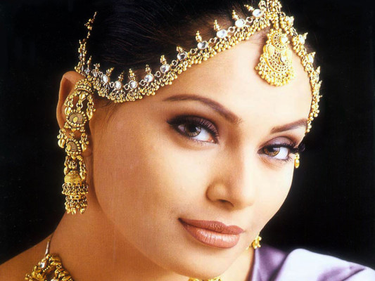 photo 19 in Bipasha Basu gallery [id99368] 2008-06-24 00:00:00