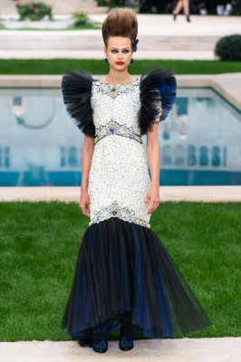  Chanel Haute Couture Fall/Winter 2019-2020 Fashion Show in Paris