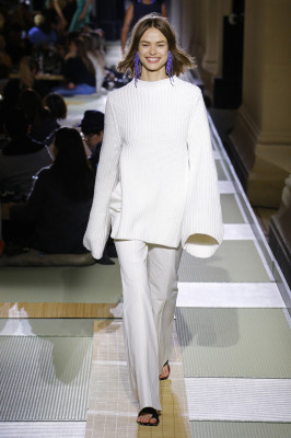 H&amp;M Spring/Summer 2018 Fashion Show in Paris