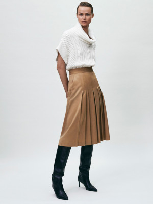 Birgit Kos - Massimo Dutti