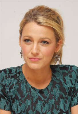 Blake Lively pic #525252
