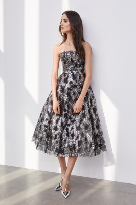 Blanca Padilla - Pamella Roland Pre-Fall 2020