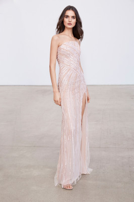 Blanca Padilla - Pamella Roland Pre-Fall 2020