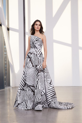 Blanca Padilla - Pamella Roland Pre-Fall 2020