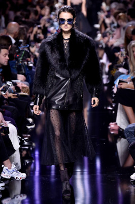 Blanca Padilla – Elie Saab Runway Show at 2017 PFW in Paris