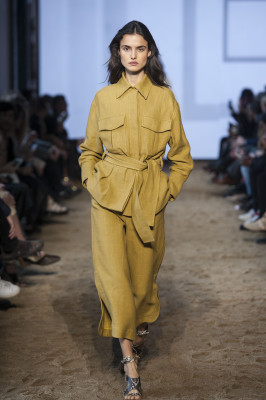 Blanca Padilla - Massimo Dutti Spring/Summer 2019 Fashion Show in Madrid
