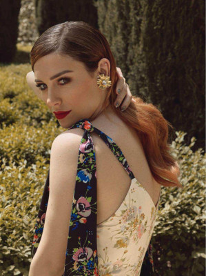 Blanca Suárez – Glamour Spain July 2018