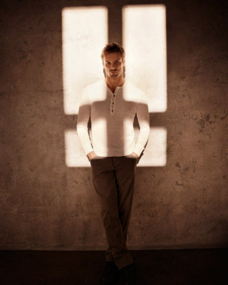 Bradley James pic #871768