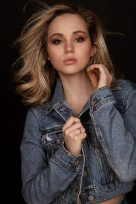 BREC BASSINGER at a Photoshoot, January 2020