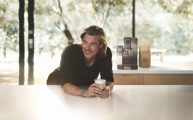 Brad Pitt for De'Longhi 2023