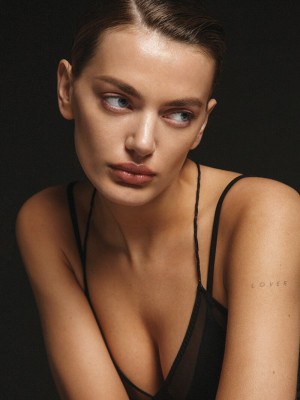 Bregje Heinen ~ Schön Magazine by Yana Kalina