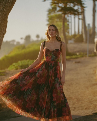 Bregje Heinen for Madison White