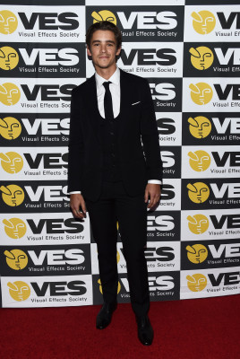 Brenton Thwaites