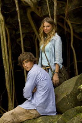 Brenton Thwaites pic #600790