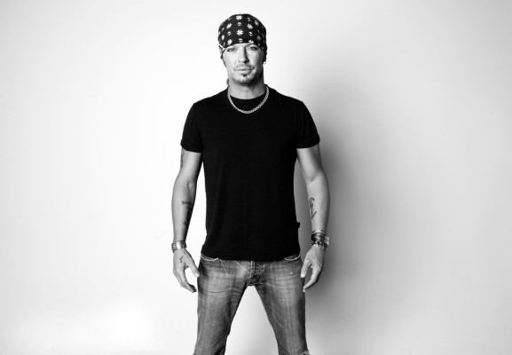 photo 3 in Bret Michaels gallery [id342650] 2011-01-18 00:00:00