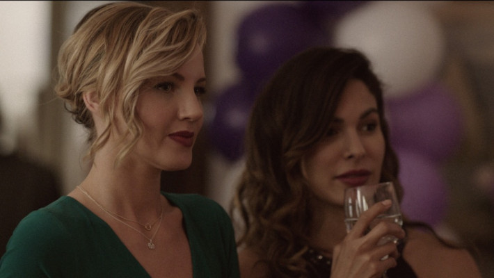 Brianne Davis - Six (2017) 1x01 Pilot