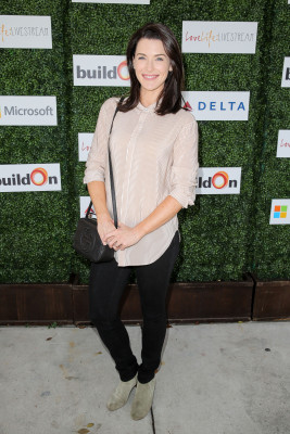 Bridget Regan