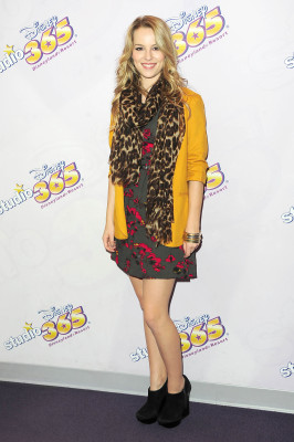 photo 10 in Mendler gallery [id635742] 2013-05-21 00:00:00