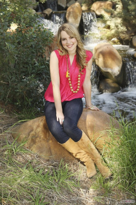 photo 28 in Bridgit Mendler gallery [id597916] 2013-01-22 00:00:00