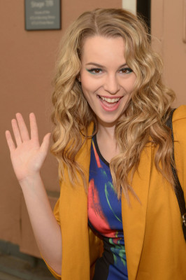 photo 12 in Mendler gallery [id635740] 2013-05-21 00:00:00