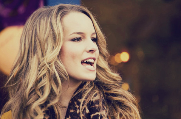 Bridgit Mendler pic #696386