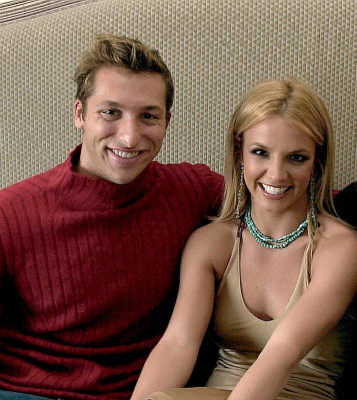 photo 5 in Britney gallery [id467559] 2012-02-20 00:00:00
