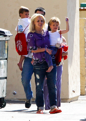 photo 28 in Britney Spears gallery [id530898] 2012-07-04 00:00:00