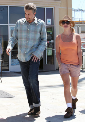photo 7 in Britney Spears gallery [id281465] 2010-07-28 00:00:00