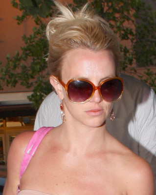 photo 4 in Britney gallery [id394309] 2011-05-16 00:00:00