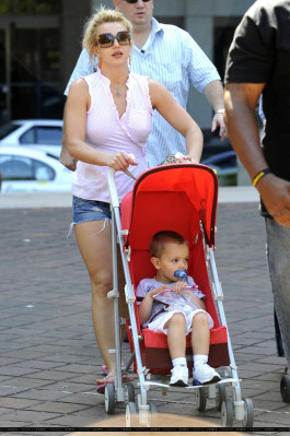 photo 15 in Britney Spears gallery [id507578] 2012-05-04 00:00:00