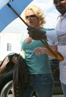 photo 8 in Britney gallery [id438408] 2011-11-21 00:00:00
