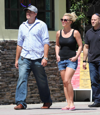 photo 22 in Britney Spears gallery [id655460] 2013-08-07 00:00:00