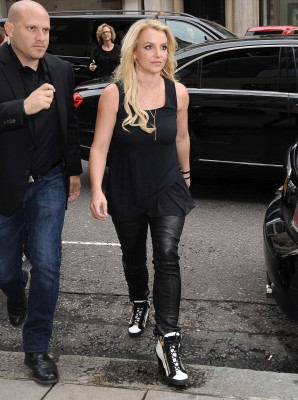 photo 26 in Britney Spears gallery [id674060] 2013-10-25 00:00:00