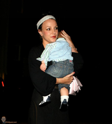 photo 3 in Britney Spears gallery [id461723] 2012-02-12 00:00:00