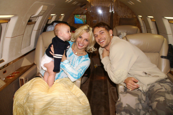 photo 7 in Britney Spears gallery [id200480] 2009-10-28 00:00:00