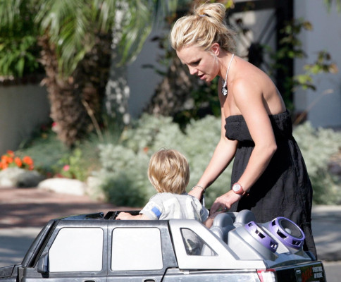 photo 8 in Britney Spears gallery [id579214] 2012-11-11 00:00:00