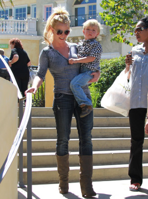 photo 21 in Britney Spears gallery [id578369] 2012-11-10 00:00:00