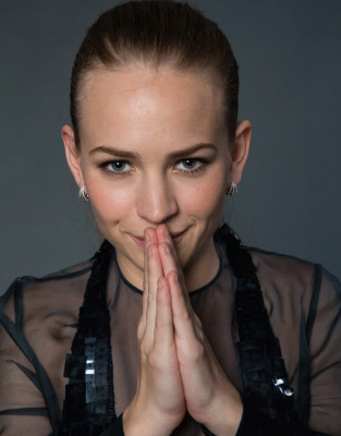 Brittany Robertson pic #883823