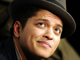 Bruno Mars pic #417348