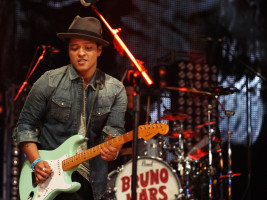 Bruno Mars pic #417350