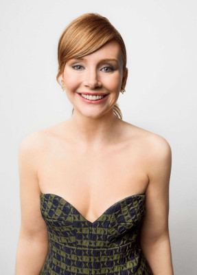 Bryce Dallas Howard pic #936229