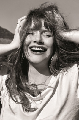 Bryce Dallas Howard - Redbook Magazine 2018