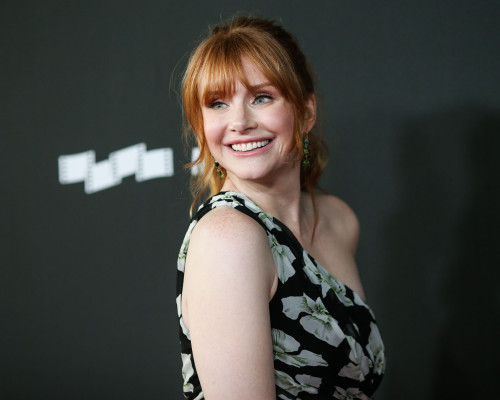 Bryce Dallas Howard pic #1009788