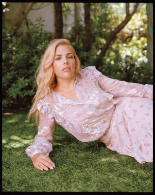 Busy Philipps – Glamour Magazine October 2018