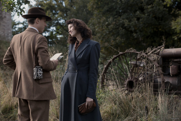 Caitriona Balfe - &quot;Outlander&quot; 1x01 - Sassenach Stills