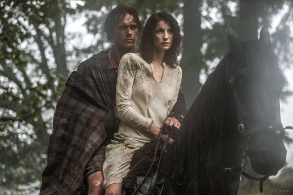 Caitriona Balfe - &quot;Outlander&quot; 1x01 - Sassenach Stills